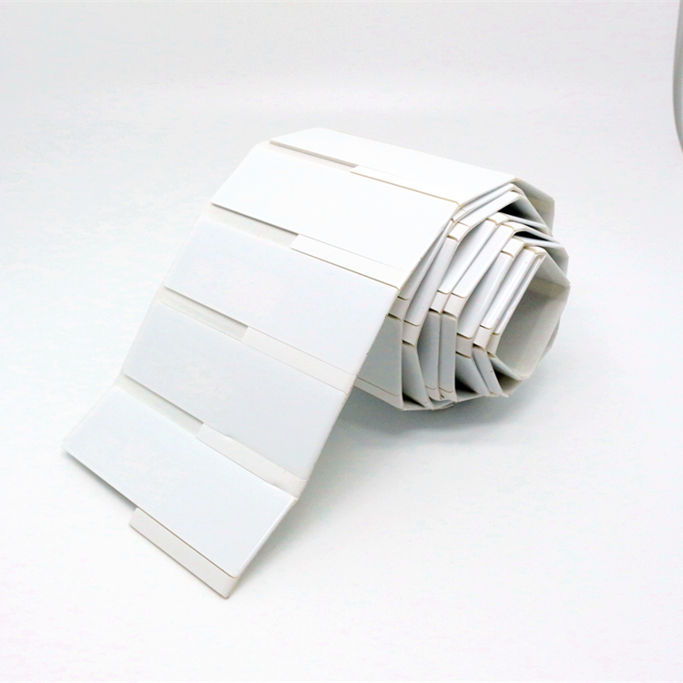 UHF柔性抗金属标签8025